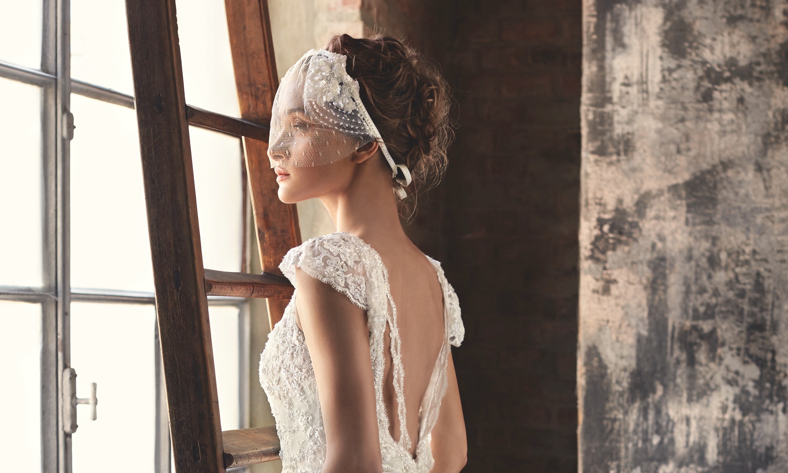 2016 Lusan Mandongus Bridal Collection – Inspired by the Milky Way